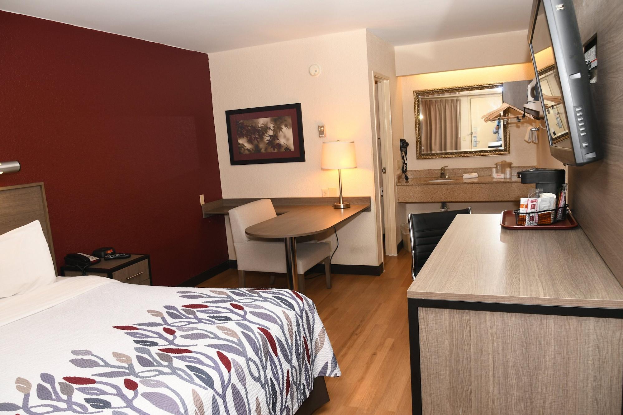 Red Roof Inn Richmond South Eksteriør billede